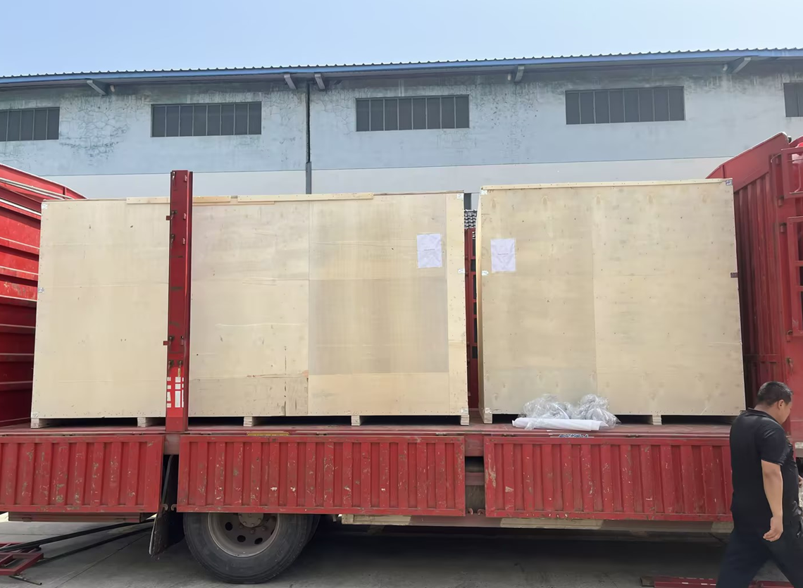 Qingben Environmental Technology esporta presse a vite e apparecchiature di dosaggio in Italia